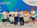 Das Motosurf Team als Teil des Team Deutschland bei den World Games in Chengdu (v. l.): DMYV-Motosurf-Beauftragter Burkhard Meyer zu Allendorf mit den Motosurfern Jennifer Beckmann und Sebastian Lux und Trainer Fabian Kusche.