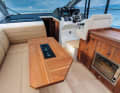 Sealine C330: Lounge seating area