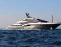 100th DAR: Fresh change: At the beginning of 2024, "Dar" moved from owner Ziyad Al Manaseer into the hands of US billionaire Robert Friedland. The Oceanco with lines by Luiz de Basto features atrium superstructures with a total of 400 square metres of exterior glass panes. The yacht's name is an acronym that stands for the client's children. Edmiston has had the yacht for twelve guests in its charter catalogue since 2023: 1.2 million euros.