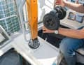 The flat, 1.13 metre long board is easy to stow away. The wheels can also be unscrewed for a smaller pack size