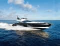 Carbon means lightweight construction and fun on the water. The S7 is a sight to behold if you look fast enough