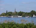 Potsdamer Havel, im Hintergrund die Kirche von Geltow.