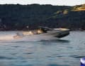 Supercar auf dem Wasser. Das 20 Meter lange Hyperboat 66 nahm sich Sportwagen zum Vorbild.
