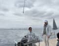 Simone Becker sammelte erste Erfahrungen am Ruder der Y8 "Calabash" von YYachts-Gründer und Eigner Michael Schmidt.