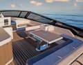 Tommaso De Luca designed the exterior and interior to be true to the line. Unlike its predecessors, the access to the bow area is not in the centre of the windscreen, but on the starboard side - for a more comfortable ascent and the option of leaving the hatch open.