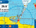 Furuno: The automatic function in harbour mode hides a lot. However, all echoes that are important for orientation (buoys, harbour mole, nearby vehicles) remain visible and are quite sharp for a radar of this size. Radar echoes can obscure sea marks