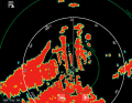 Raymarine: The harbour basin and entrances are clearly visible, the buoys only slightly overlap. In the small areas, the dead zone remains narrowly limited