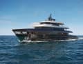 Aus gutem Grund hochgebaut: Das Ruderhaus liegt unter dem Sonnendeck. Damit folgt Supernova 50 dem Trend zum Eignerdeck, das vermehrt auf Yachten unter 60 Metern Einzug hält.