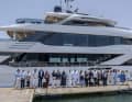 Family photo: The invited guests meet in the harbour of Umm Al Quwain. Right in the centre: Mohammed Hussein Alshaali, Chairman of Gulf Craft.