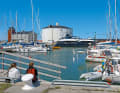Entspannte Stimmung im Hafen von Visby
