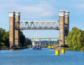 The railway lift bridge in Trollhättan only has a clearance height of 2.8 metres when closed