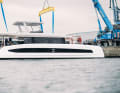 PY60: Pioneer Yachts fährt den 18 Meter langen Solarkat von Stralsund nach Südfrankreich.