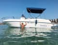 Ranieri 2560: Gestohlen am 17. Juli 2023  von ihrem Wasserliegeplatz in Bari/Italien; Name: Sandrina; Hersteller: Ranieri Cantieri Nautici S.r.l. (Italien); Baujahr: 2012; Farbe: Weiß; Maße: 7,48 x 2,44 m; Rumpf-Nr. IT-RCRML050A212; Motor: Volvo Penta 5.7 GXi/DP, Baujahr unbekannt; Motor-Nr. 40122 58457; Kennzeichen: NIC 12562; Hinweise: Tel. 04331/14 52 83
