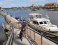 The public pier on the Edvard Beneš embankment is the perfect starting point for exploring the centre of Prague. However, river cruisers also dock here. It's therefore advisable to book your stay by phone.