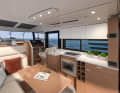 Main living area: The saloon with the driving position