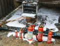 Spoilt for choice: different extinguishing agents - extinguishing spray, small powder extinguisher, foam extinguisher, large powder extinguisher and CO₂ extinguisher (from left). Each extinguishing agent has advantages and disadvantages. Foam extinguishers and powder are recommended on board