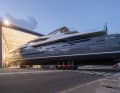 Rollout at an early hour: The tender garage on the side is clearly visible in the eleven metre wide aluminium hull.