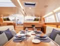 Light dining: The windows next to the companionway provide additional light in the lounge.