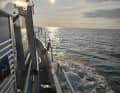 14th place: ‘Towards the Sun’ by Renate Weineck, Schwalbach am Taunus: This photograph was taken on the way to Gotland. The symmetrical composition – the boat on the left, the water on the right – creates a sense of tension. The railing guides the eye forwards towards the horizon.