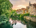 Tübinger Idylle: Wohnhaus-Ensemble
an der Neckarfront.