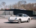 Stiller Held: Der 911 Carrera 3.0 lässt sich zwischen dem 911 Carrera 2.7 RS und dem 911 Turbo (Typ 930) einordnen. Um den fehlenden Turboschub auszugleichen, erhielt er unter anderem 255 Nm Drehmoment.