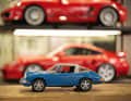 Der blaue 911 Targa in 1:5 als Handarbeitsmodell zierte bereits die Sonderausstellung »50 Jahre Porsche Design« und kam bei den Besuchern besonders gut an.
