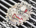 Die Le-Mans-Plakette weckt Erinnerungen an den Klassensieg und den siebten Gesamtrang von Erwin Kremer und Nicolas Koob im 911 ST 2,3 1970.