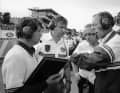 Singer (2. v. l.) 1986 in Le Mans: Damals war er auch in Strategie und Co. involviert