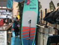 Tabou has the new "DA CRUISE" model as the only SUP on the stand - with a mast foot holder for the option of windsurfing.