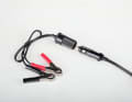 With the adapter supplied with Indiana, any pump with a plug for the cigarette lighter can also be connected directly to the car battery - good if there is no current flowing from the cigarette lighter without ignition.