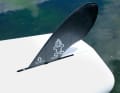 The centre fin ensures good directional stability.