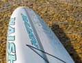 Das Naish-Board verträgt viel Gepäck.