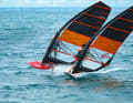 Wir haben getestet, wie gut die großen Freeracer als Kombi-Board für Finne und Foil geeignet sind