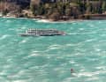 Respekt verdienen nicht nur die Surfer, die sich bei Föhnsturm aufs Wasser trauen, sondern auch die Kapitäne und Passagiere auf dem 58 Meter langen Motorschiff Waldstätter, das unverzagt durch den Sturm stampft. Roger Gruetter Respekt verdienen nicht nur die Surfer, die sich bei Föhnsturm aufs Wasser trauen, sondern auch die Kapitäne und Passagiere auf dem 58 Meter langen Motorschiff Waldstätter, das unverzagt durch den Sturm stampft.