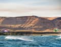 "Life begins at 40 knots" - this saying doesn't come from Pozo, but from the Gorge. So it comes as no surprise that back and double loops are just as common at spots like Arlington as they are on Gran Canaria.