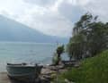 Unter Windsurfern aus der Region Venedig ist der Lago di Santa Croce kein Unbekannter.