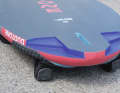 The typical freerace deep cut-outs ensure a free planing position and the best speed even in medium winds.