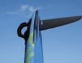 The high-quality, straight MFC Carbon Race fin is fitted as standard.