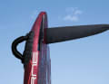 The high-quality carbon fin also looks great on the board.