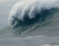 The film "On the Wave" tells Steudtner's story from Nuremberg via Hawaii to Nazaré