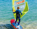 The solution: When starting, set the mast completely vertical - this is the case when it is between your head and the tip of the board, the boom is now roughly horizontal.