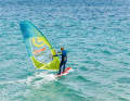 he luff initiates every tack. To do this, move the sail backwards past your body so that the end of the boom is pointing towards the water. Tip: Before luffing, move your hands forwards on the boom towards the mast to make it easier to push the sail backwards past your body