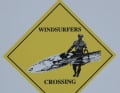 Dieses Schild warnte 2012 beim World Cup auf Sylt die unvorbereiteten Zuschauer...