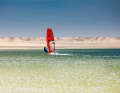 Die Lagune von Dakhla ist ein Freeride-Paradies – und nicht überall muss man sich das Wasser mit einer Übermacht an Kites teilen.