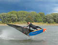 The sail rotates easily and playfully, but also needs to be guided