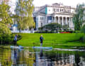 Sightseeing mit dem SUP: Auf dem Pilsetas-Kanal vorbei an den Sehenswürdigkeiten wie der Lettischen Nationaloper