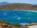 „Little Pozo“ in der Nähe von Karystos liefert bei starkem auflandigem Wind eine kleine Welle zum Springen.