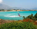 It is not without reason that Karpathos has a reputation as an absolute hacking area. The topography makes the Meltemi even stronger.