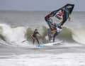 2016: Wind is in short supply for the time being, but a solid swell arrives at Brandenburg beach. Ricardo Campello and other riders bob out and have fun in the unusually clean waves - as does organiser Matthias Neumann on the SUP.