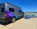Activans bietet Miet-Wohnmobile inklusive Windsurf-Ausrüstung an